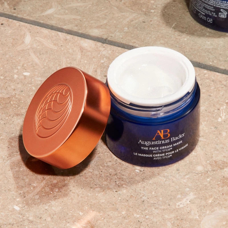 Augustinus_Bader_The_Face_Cream_Mask_Lifestyle