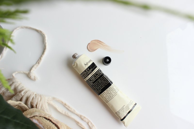 Aesop Parsley Seed Cleansing Masque Lifestyle 1
