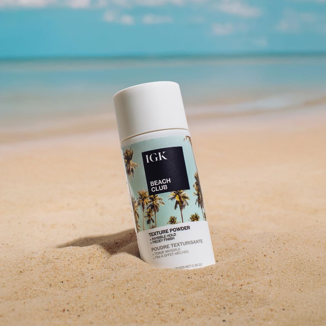 Beach Club Texture Powder Lifestyle Image 2