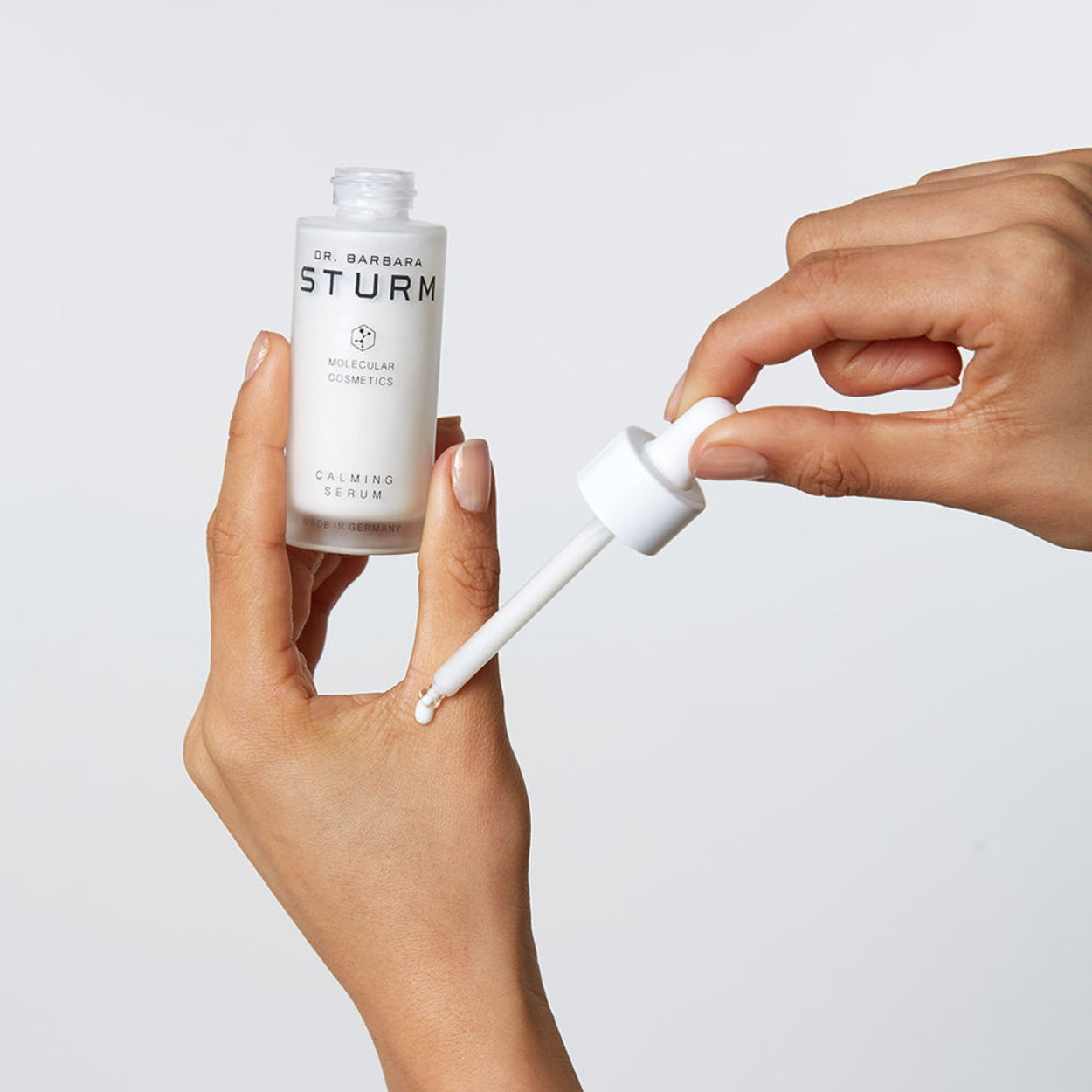 Calming Serum Lifestyle Image