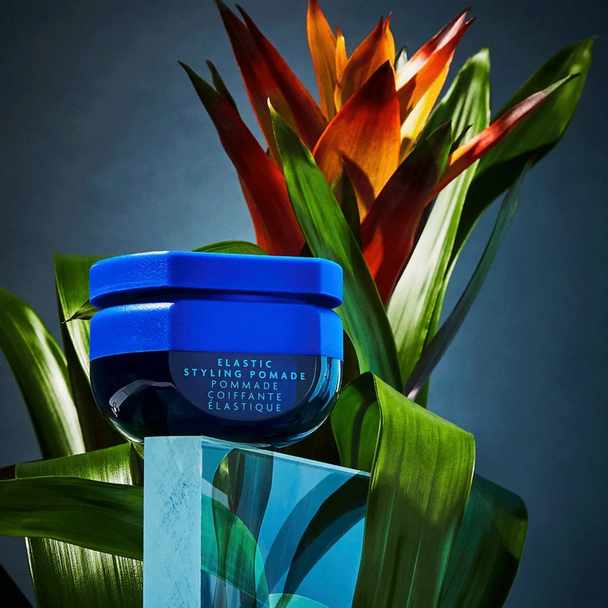Elastic Styling Pomade Lifestyle Image 1