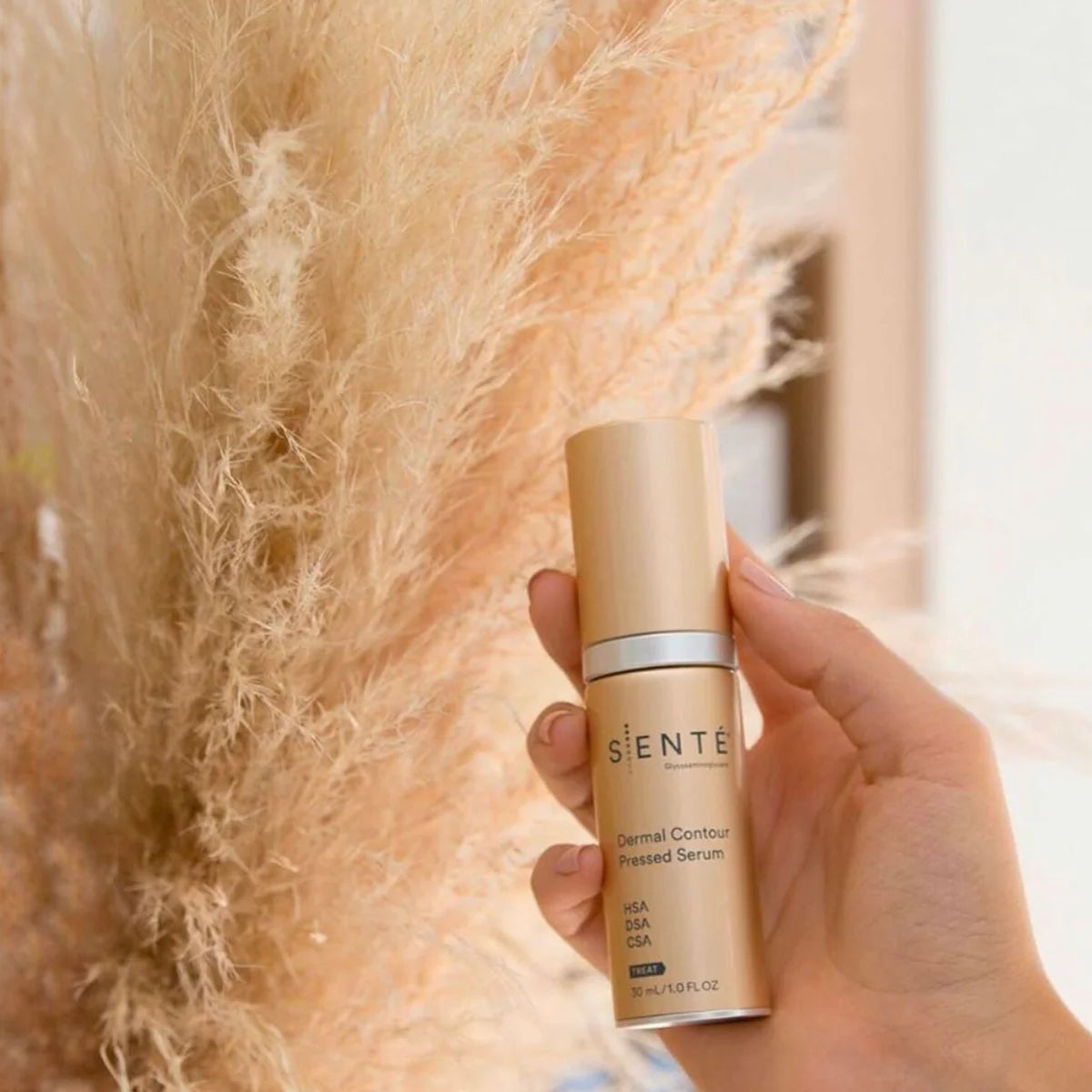 Hydrafirm (Dermal Contour Pressed Serum) (CAD) Lifestyle Image