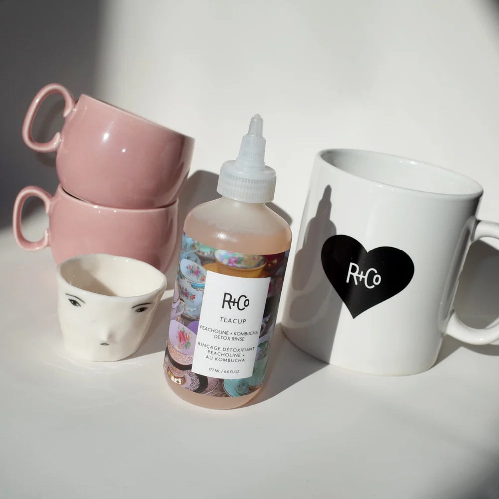 Teacup Peacholine and Kombucha Detox Rinse