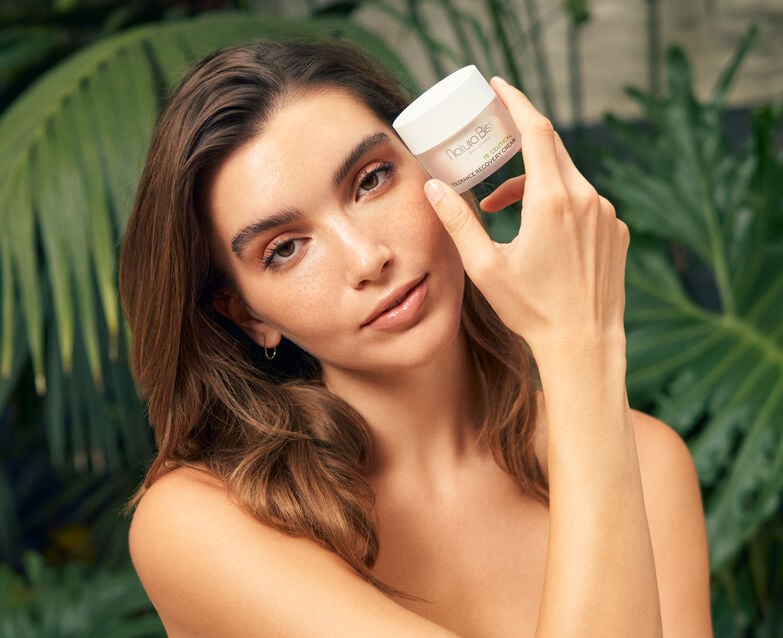 Tolerance Recovery Cream Lifestyle Image 1