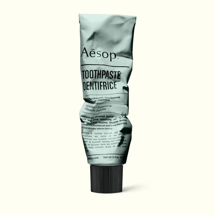 Toothpaste Hero Image 3