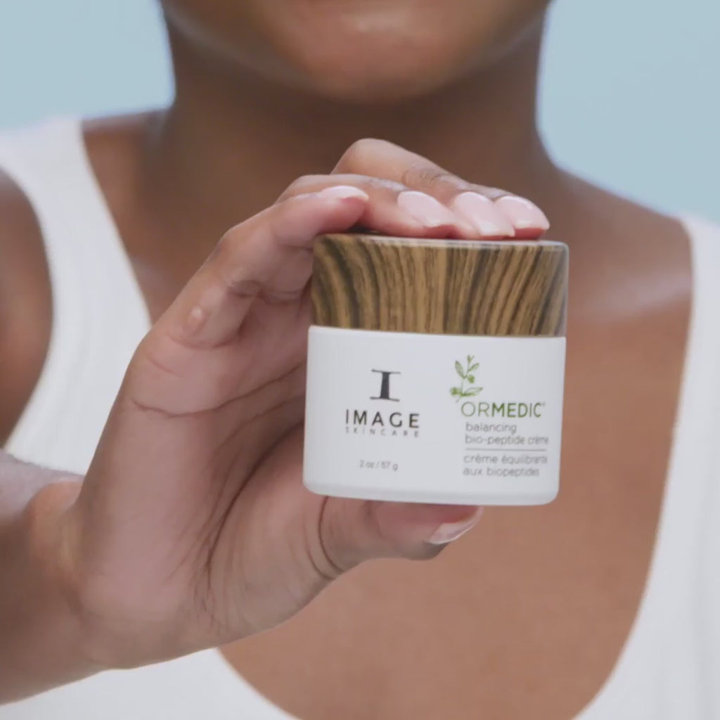 Ormedic Balancing Biopeptide Crème Video