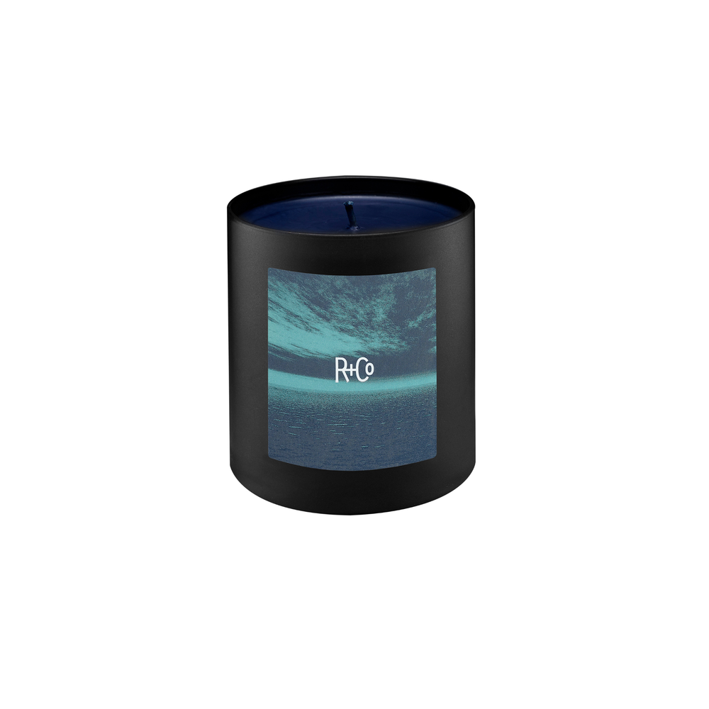 Dark Waves Scented Candle